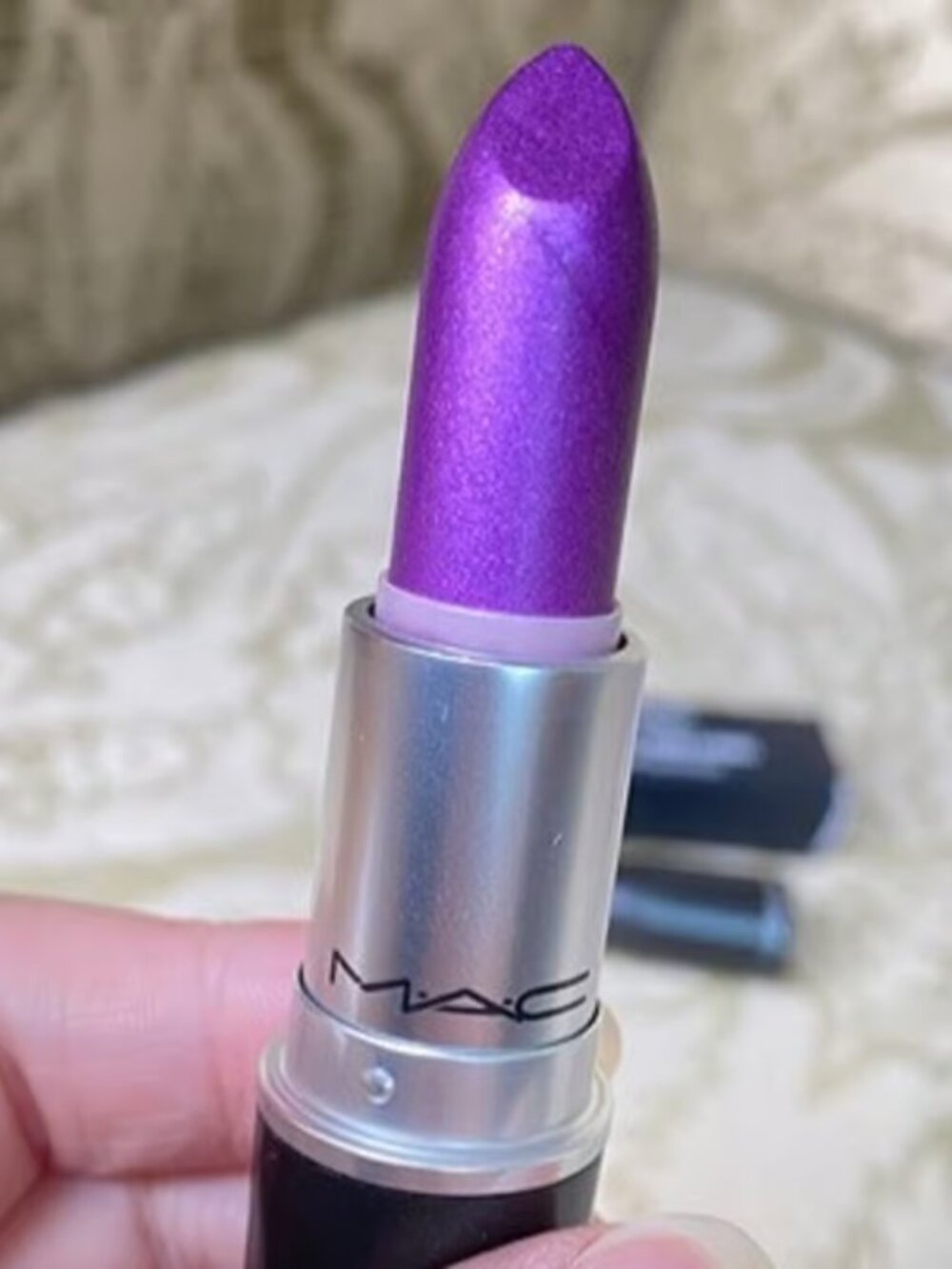New in box Metallic Lipstick shade Foiled Rose full size ~Rare
